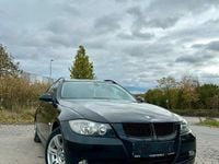 Gebraucht BMW 320 163 PS (119 kW) 2007 Schwarz Kombi