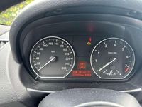 Gebraucht BMW 120 170 PS (125 kW) 2009 Grau Kleinwagen