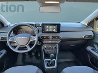 Neu Dacia Jogger 101 PS (74 kW) 2025 Grün Van / Kleinbus