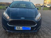 Gebraucht Ford Fiesta Trend 60 PS (44 kW) 2016 Blau Kleinwagen