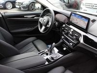Gebraucht BMW 530 286 PS (210 kW) 2023 Skyscraper grau metallic Kombi