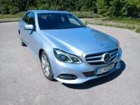 Usado Mercedes E200 156 CV (114 kW) 2015 Plateado Berlina
