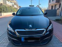 Gebraucht Peugeot 308 SW 120 PS (88 kW) 2015 Schwarz Kombi