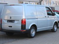 Gebraucht VW Transporter 102 PS (75 kW) 2019 Silber Van
