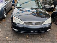 Gebraucht Ford Mondeo Viva 125 PS (91 kW) 2005 Schwarz Limousine