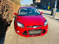 Second-hand Ford Focus 150 CP (110 kW) 2012 Roșu Berlinǎ