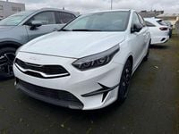 Gebraucht Kia Ceed 101 PS (74 kW) 2024 Weiß Kleinwagen