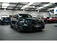 Neu BMW M5 Sport Line 728 PS (535 kW) 2025 Grün Limousine