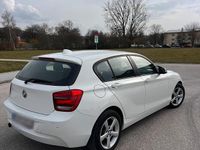 Gebraucht BMW 116 116 PS (85 kW) 2012 Weiß Kleinwagen