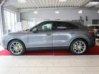 Gebraucht Porsche Cayenne 462 PS (339 kW) 2021 Grau SUV