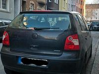 Gebraucht VW Polo 60 PS (44 kW) 2002 Schwarz Kleinwagen