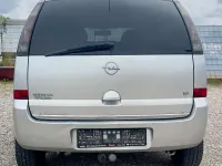 Gebraucht Opel Meriva 105 PS (77 kW) 2007 Starsilber iii m2 Van / Kleinbus