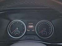 Gebraucht VW Multivan S 199 PS (146 kW) 2020 Rot Van / Kleinbus