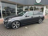 Gebraucht Mercedes C180 Avantgarde 170 PS (125 kW) 2024 Grey metallic Kombi