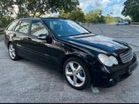 Second-hand Mercedes C180 143 CP (105 kW) 2007 Negru Break