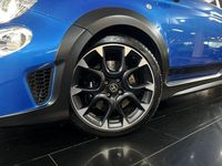 Second-hand Abarth 695 179 CP (131 kW) 2022 Albastru Hatchback