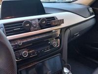 Gebraucht BMW 318 Advantage 150 PS (110 kW) 2017 Kombi