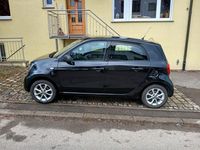 Second-hand Smart ForFour Passion 71 CP (52 kW) 2018 Negru Hatchback