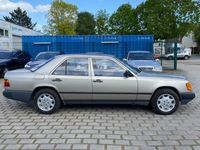 gebraucht Mercedes E260 Lim. Aut.*KLIMA*TÜV NEU*H-ZULASSUNG+AHK