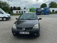 Używany Renault Clio II 73 KM (53 kW) 2002 Czarny Hatchback