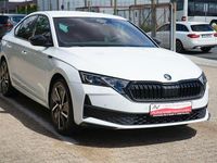 Gebraucht Skoda Octavia SportLine 150 PS (110 kW) 2024 Weiß Kombi