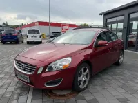 Gebraucht Volvo S60 250 PS (183 kW) 2012 Rot Limousine