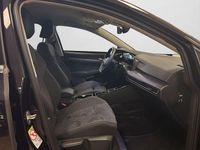 Gebraucht VW Golf VIII Style 150 PS (110 kW) 2023 Deep black perleffekt (metallic) Limousine