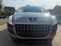 Gebraucht Peugeot 3008 Access 120 PS (88 kW) 2012 Grau Limousine