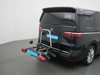 Second-hand VW Multivan Style 150 CP (110 kW) 2025 Negru Monovolum