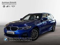 Gebraucht BMW 330e M Sport 292 PS (214 kW) 2022 M portimao blau Kombi