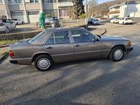 Second-hand Mercedes E230 132 CP (97 kW) 1990 Bej Berlinǎ