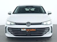 Gebraucht VW Passat IQ Drive 150 PS (110 kW) 2025 Weiß Kombi