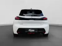 Gebraucht Peugeot 208 GT 101 PS (74 kW) 2023 Weiß Kleinwagen