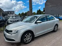 Gebraucht VW Jetta Comfortline 122 PS (89 kW) 2013 Grau Limousine