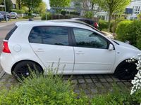 gebraucht VW Golf V mit R-Line Optik und 103kW - von Privat