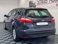 gebraucht Ford Focus Titanium*Sitzheizung*ParkPilot*PDC*Navi*