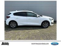 Nowe Ford Focus Titanium 125 KM (91 kW) 2025 Biały Sedan/Limuzyna