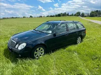 Gebraucht Mercedes E270 177 PS (130 kW) 2003 Blau Kombi