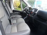 Gebraucht Fiat Ducato 160 PS (117 kW) 2021 Silber Van