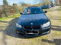 Gebraucht BMW 330 245 PS (180 kW) 2012 Schwarz Kombi