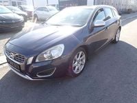Gebraucht Volvo V60 Summum 163 PS (119 kW) 2012 Blau Kombi
