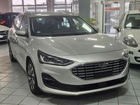 Usado Ford Focus Titanium 120 CV (88 kW) 2022 Plateado Familiar