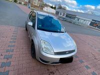Gebraucht Ford Fiesta 75 PS (55 kW) 2005 Silber Kleinwagen