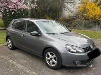 Gebraucht VW Golf VI 105 PS (77 kW) 2011 Grau Kleinwagen