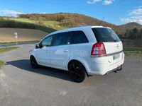Gebraucht Opel Zafira 125 PS (91 kW) 2010 Weiß Van / Kleinbus