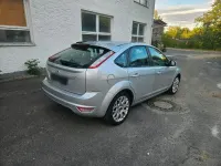 Gebraucht Ford Focus 116 PS (85 kW) 2009 Silber Limousine