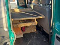 Gebraucht VW T5 120 PS (88 kW) 2012 Grau Van