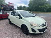 Gebraucht Opel Corsa 87 PS (63 kW) 2012 Weiß Kleinwagen