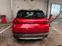 Gebraucht Peugeot 2008 Allure 131 PS (96 kW) 2017 Rot SUV