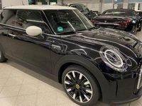 Gebraucht Mini Cooper SE Classic 135 kW (184 PS) 2022 Schwarz Kleinwagen